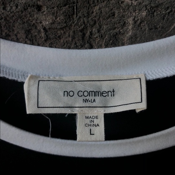 Short fitted dress - Picture 2 of 4